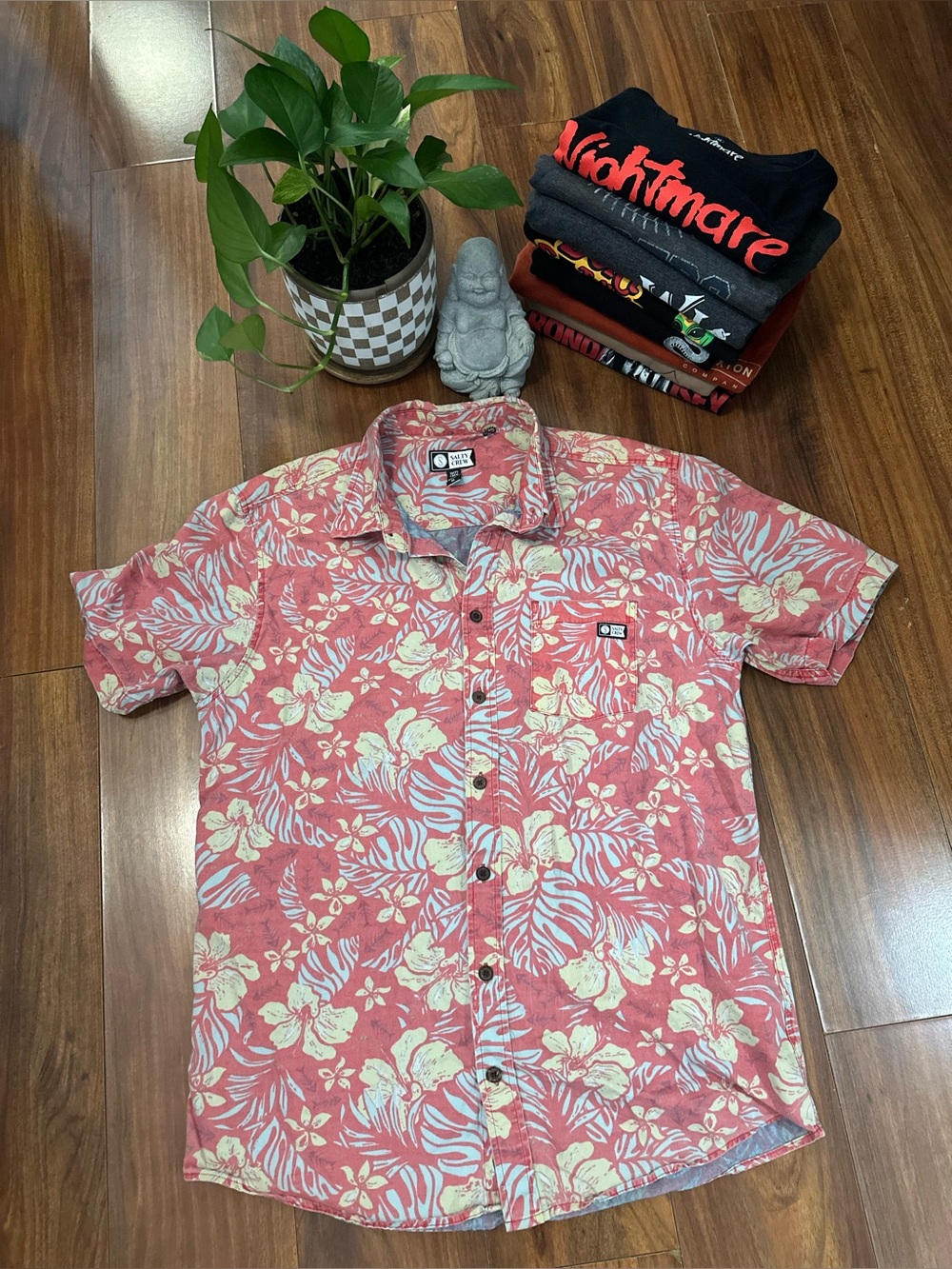 Salty Crew Men's Short Sleeve Tropical Floral Button Down - Size M